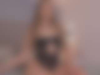 Chloe Dee's Live Sex Cam Show