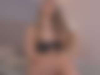 Chloe Dee's Live Sex Cam Show