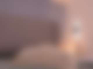 Live cam show with Chloe Dee - Gamer Blonde Hair on Camsoda