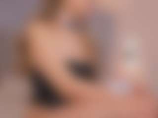 Chloe Dee's Live Sex Cam Show