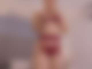 Chloe Dee's Live Sex Cam Show