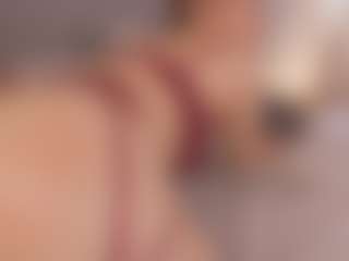 Chloe Dee's Live Sex Cam Show