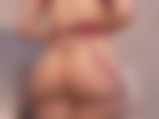 Chloe Dee's Live Sex Cam Show