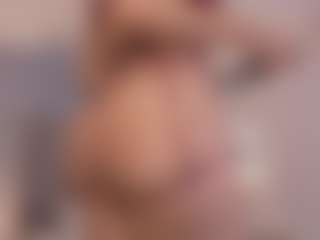 Chloe Dee's Live Sex Cam Show