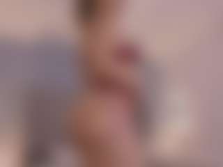 Chloe Dee's Live Sex Cam Show