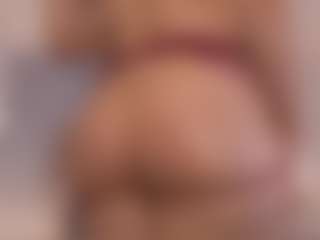 Chloe Dee's Live Sex Cam Show