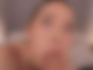 Chloe Dee's Live Sex Cam Show