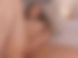 Chloe Dee's Live Sex Cam Show