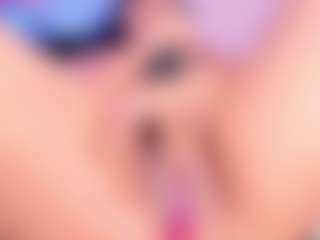 Live cam show with christymilkk - Mature on Soda Cam