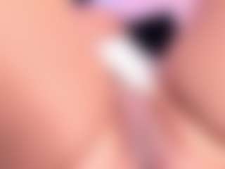 christymilkk's Live Sex Cam Show