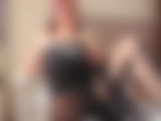 MatureVeronica MILF webcam performer live streaming