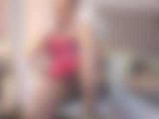 Live cam show with MatureVeronica - Pantyhose on Dare Cams