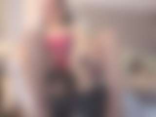 Live cam show with MatureVeronica - Public on Chatstar