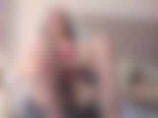 Live cam show with MatureVeronica - Facial Piercings on Dolls Live