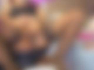 MatureVeronica MILF webcam performer live streaming