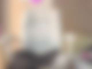 MatureVeronica MILF webcam performer live streaming