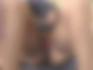 MatureVeronica's Live Sex Cam Show