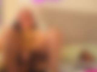 MatureVeronica's Live Sex Cam Show