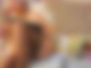 MatureVeronica MILF webcam performer live streaming