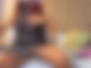 MatureVeronica MILF webcam performer live streaming