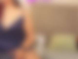 Live cam show with MatureVeronica - Facial Piercings on Cam Slut