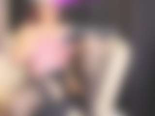 Live cam show with MatureVeronica - Curvy Middle Aged on CamClone