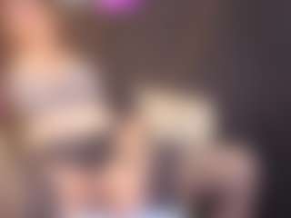 Live cam show with MatureVeronica - Public MILF on nudelive.tv
