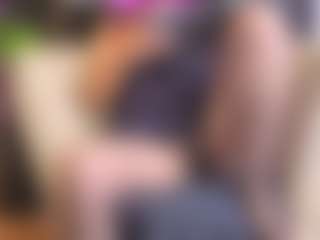 Live cam show with MatureVeronica - Public on Milfs Live