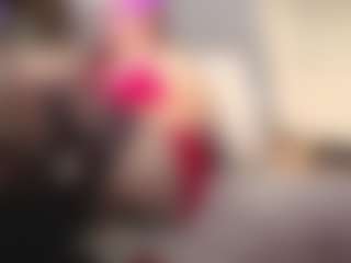 Live cam show with MatureVeronica - Halloween on AdultVida.com