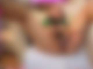 MatureVeronica's Live Sex Cam Show