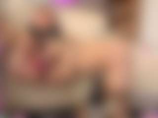 MatureVeronica's Live Sex Cam Show