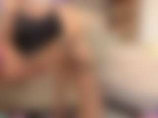 MatureVeronica's Live Sex Cam Show