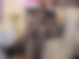 Live cam show with MatureVeronica - Brown Hair MILF on CSO-WL