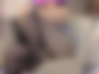 Live cam show with MatureVeronica - Public on crypto-cams