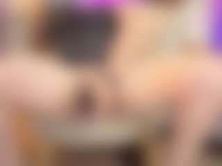 MatureVeronica's Live Sex Cam Show