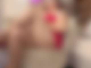 Live cam show with MatureVeronica - Squirt MILF on Camsoda