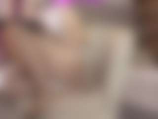 Live cam show with MatureVeronica - Brown Eyes Mature on live18s.com