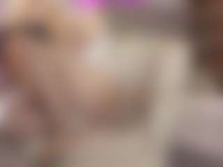 Live cam show with MatureVeronica - Erotic Dance on SxyPornLive