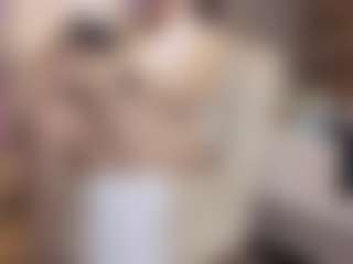 Live cam show with MatureVeronica - Public Brown Hair on sexylivex.com