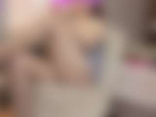 MatureVeronica's Live Sex Cam Show