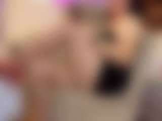Live cam show with MatureVeronica - Middle Aged on Cam Slut