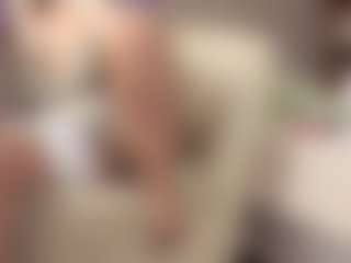 Live cam show with MatureVeronica - Brown Hair on luckytryst.com