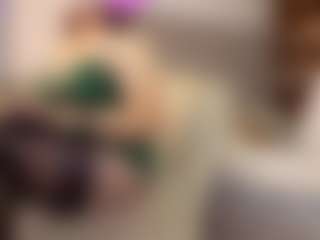 Live cam show with MatureVeronica - Flashing on livesuperchat.net