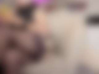 Live cam show with MatureVeronica - Facial Piercings on Cam Slut