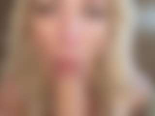 Serenexx's Live Sex Cam Show