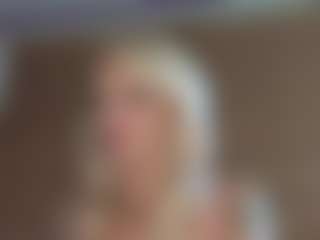 Live cam show with Serenexx - MILF on SquirtSoMuch