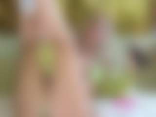 Live cam show with Serenexx - Butt Plug on Camsoda
