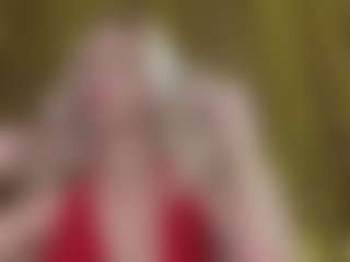 Live cam show with Serenexx - Amateur MILF on TastyBlacksLive