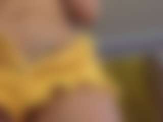 Live cam show with Serenexx - Solo on StripNow