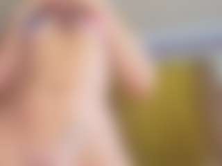 Live cam show with Serenexx - Big Ass MILF on CamClone
